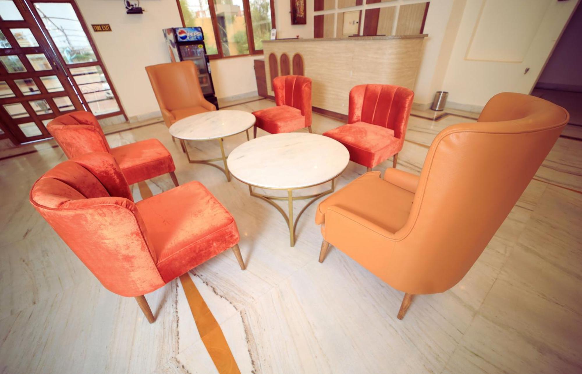 Kenth Hari Resort Dhaulpur By Shrigo Hotels Bagian luar foto