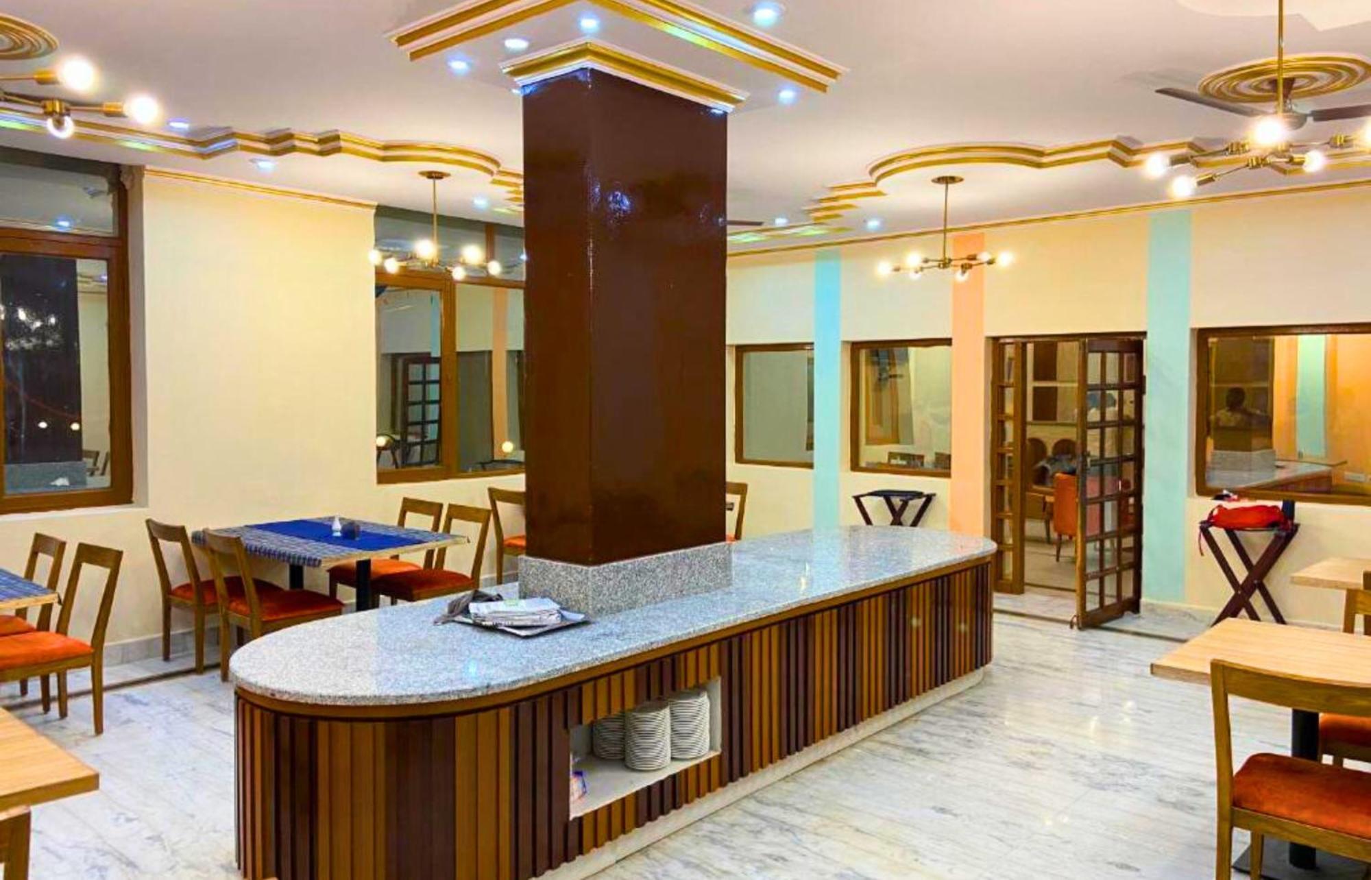 Kenth Hari Resort Dhaulpur By Shrigo Hotels Bagian luar foto