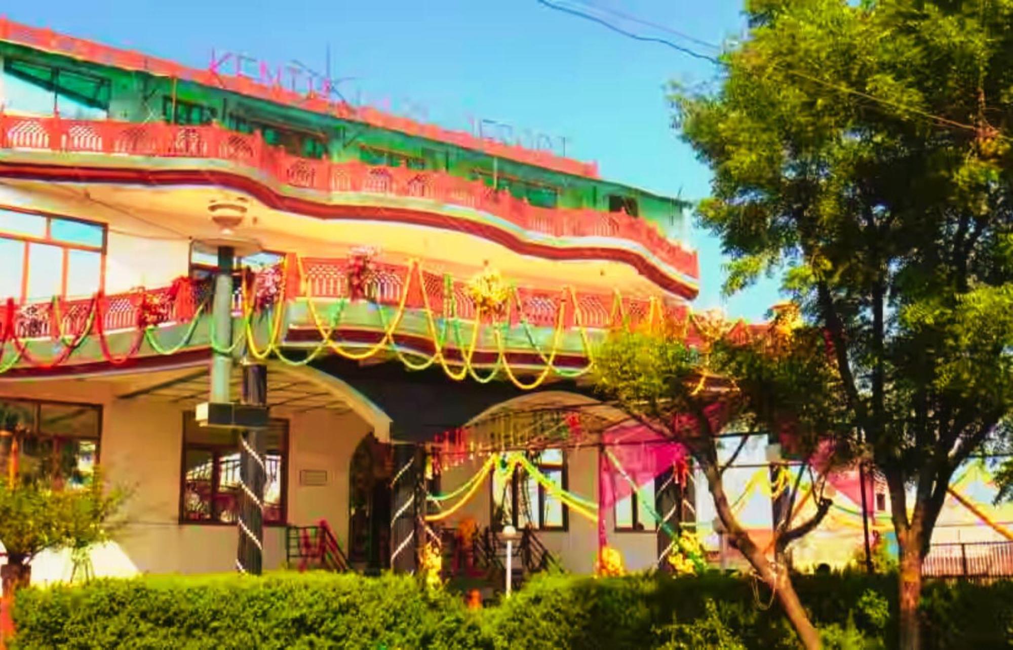 Kenth Hari Resort Dhaulpur By Shrigo Hotels Bagian luar foto