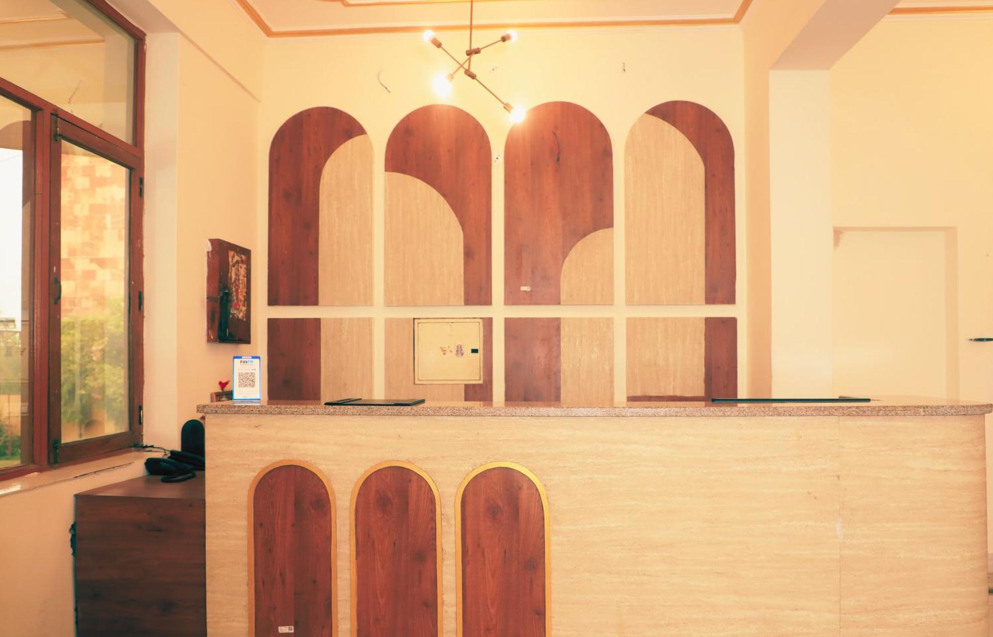 Kenth Hari Resort Dhaulpur By Shrigo Hotels Bagian luar foto